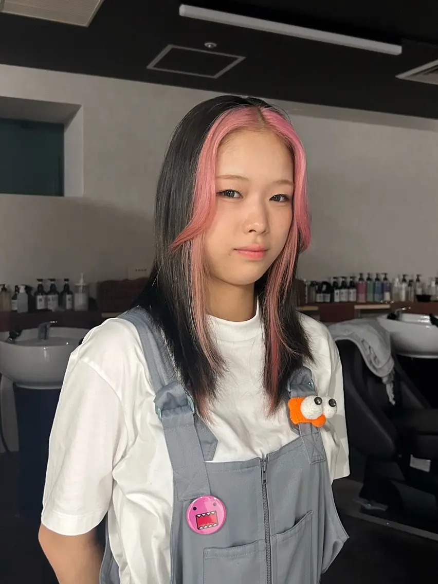 セミロング ミストバング ヘアカラー 🎀ブリーチカラー 🎀なつのヘアスタイル