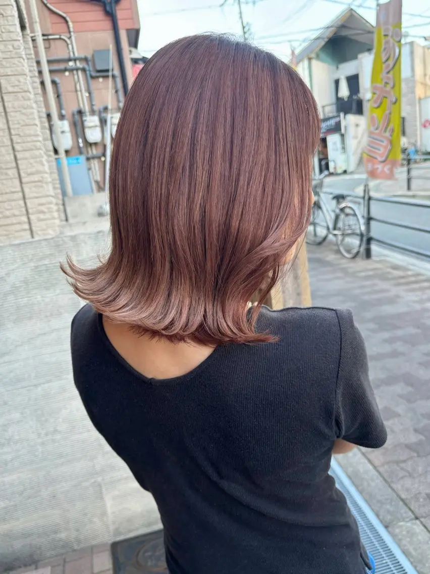 ミディアム カラー 【aini天王寺】 𝐚𝐢𝐫𝐢✂︎のヘアスタイル