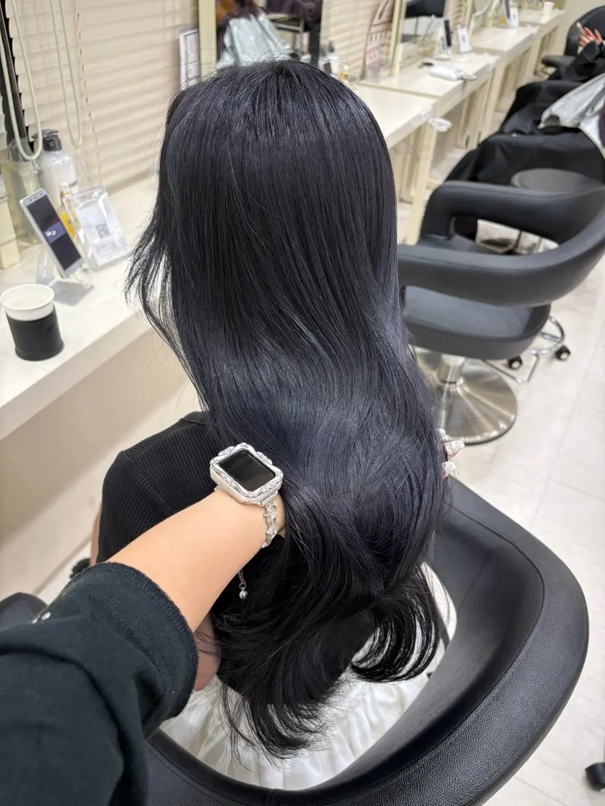 ミディアム カラー ヘアアレンジ ヘアカラー 💟RINNA 艶カラー💟のヘアスタイル