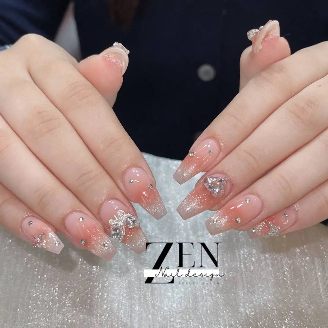 ネイル チークネイル 長さ出し フレンチネイル 韓国ネイル マグネットネイル ハンドネイル Zen Nail Design 池袋のネイルデザイン