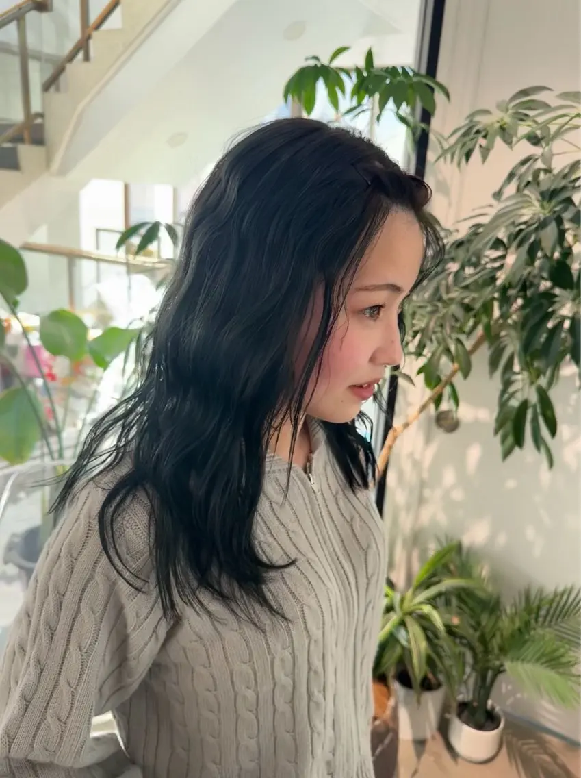 セミロング ヘアカラー 🩰Nico ☺︎Rukaのヘアスタイル