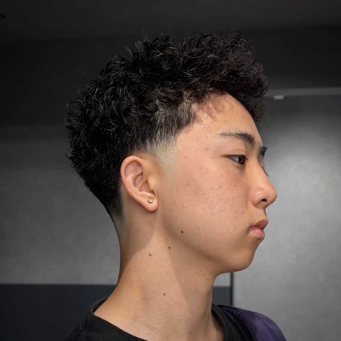 パーマ メンズ メンズパーマ カット パーマ 志村 シュンスケのヘアスタイル
