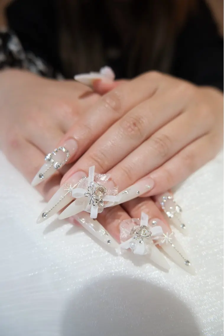 ネイル Anmi Nail Salaのネイルデザイン