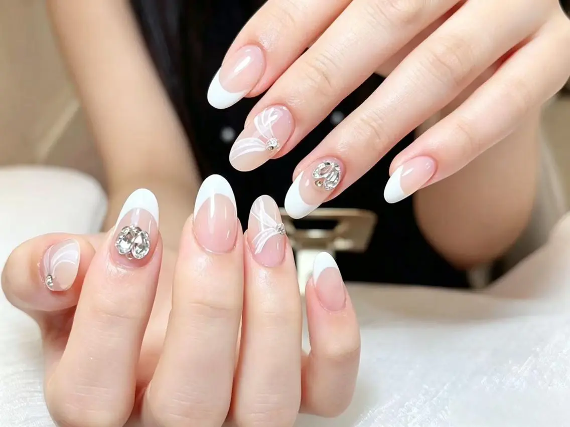 ネイル 長さ出し フットネイル フレンチネイル ジェルネイル ガーリー ハンドネイル ハンドケア The Nail💗 PIPIのネイルデザイン