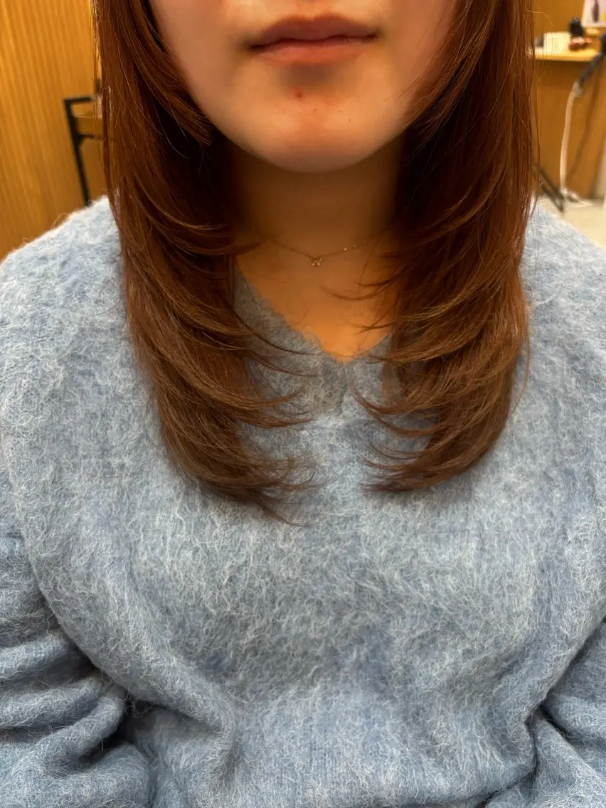 セミロング 顔まわりレイヤー レイヤーカット ROPE 💎かなみ💎のヘアスタイル