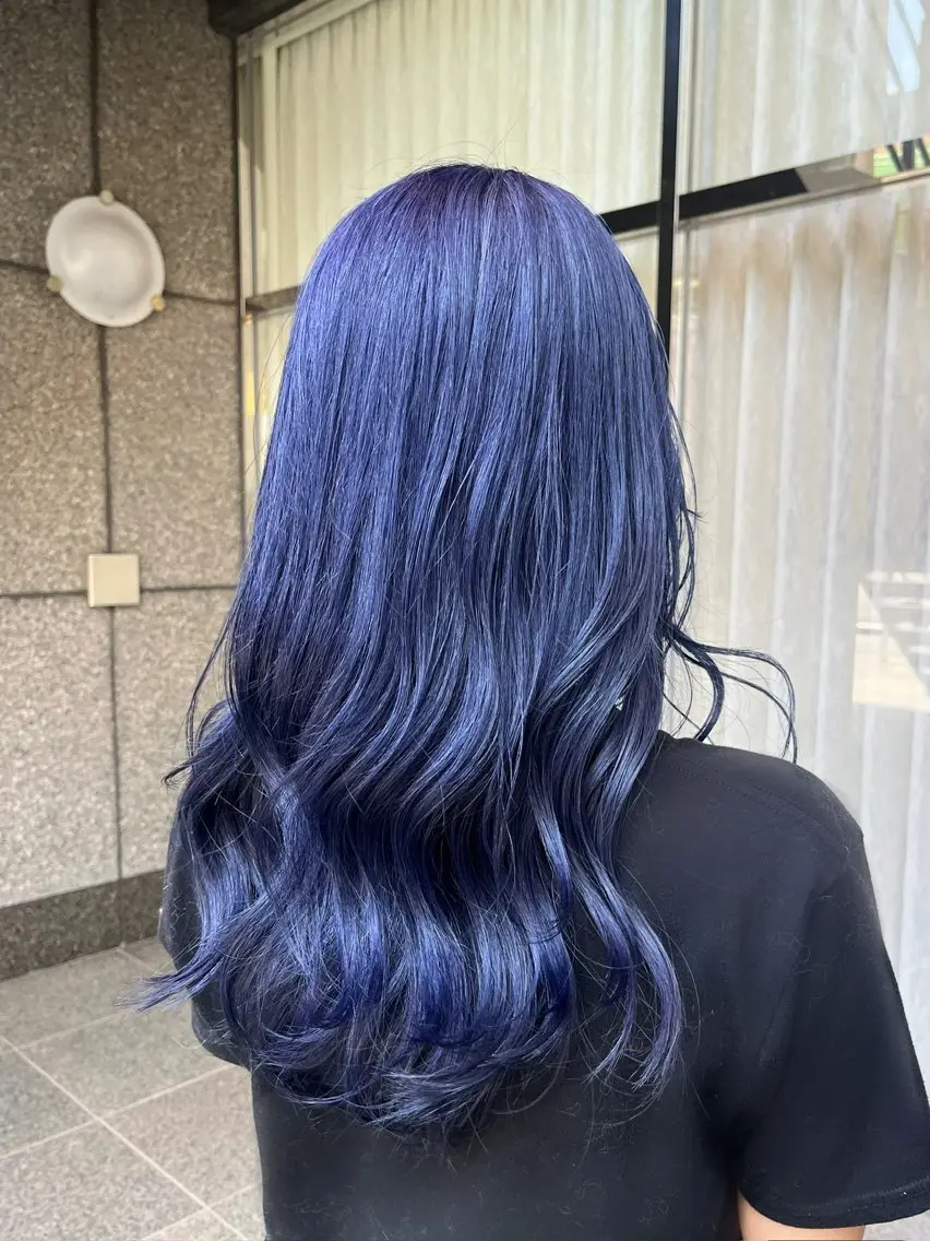 ロング カラー ブルーカラー ブルーラベンダー ハイトーンカラー ラベンダーカラー ヘアカラー 梶原 美保のヘアスタイル