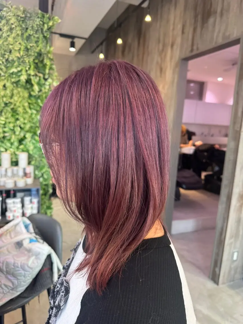 ミディアム カラー ブリーチ ピンクカラー カット ヘアカラー トリートメント 山本 望華のヘアスタイル