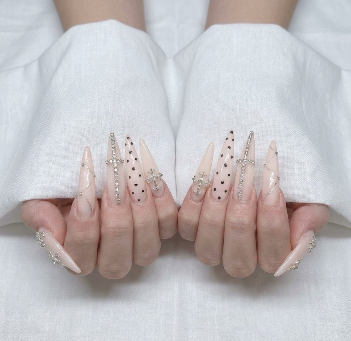 ロング 韓国風ヘア ロング ハンドネイル ハンドケア CHIBI NAIL SALON 船橋のネイルデザイン