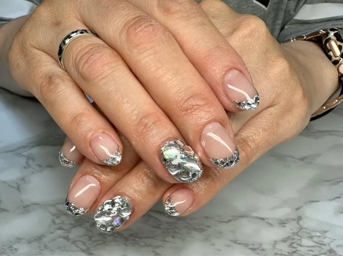ネイル アートネイル フレンチネイル ガラスフレンチ 夏ネイル Mai’s nailのネイルデザイン