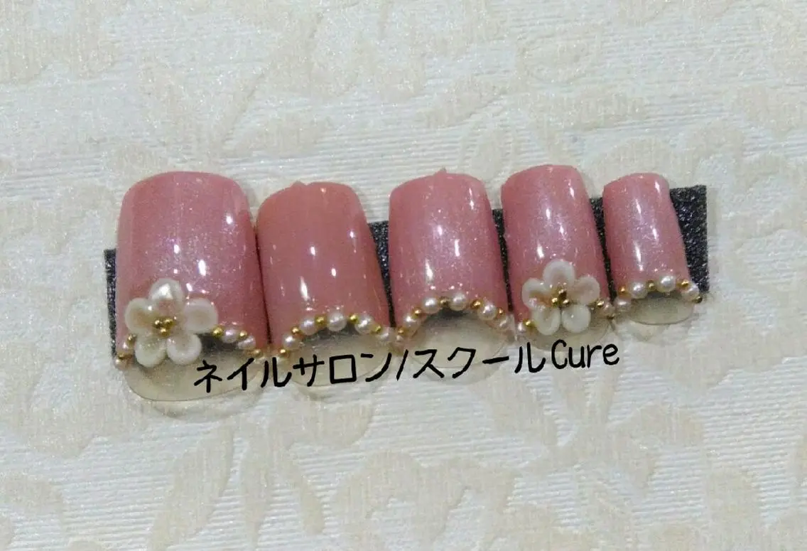 ネイル ジェルネイル ネイルサロン Cureのネイルデザイン
