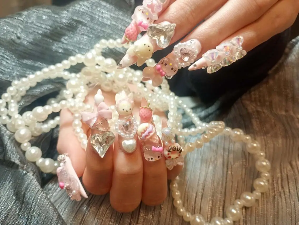 ネイル 長さ出し フットネイル フレンチネイル ジェルネイル ガラスフレンチ ハンドネイル ハンドケア The Nail アベのネイルデザイン