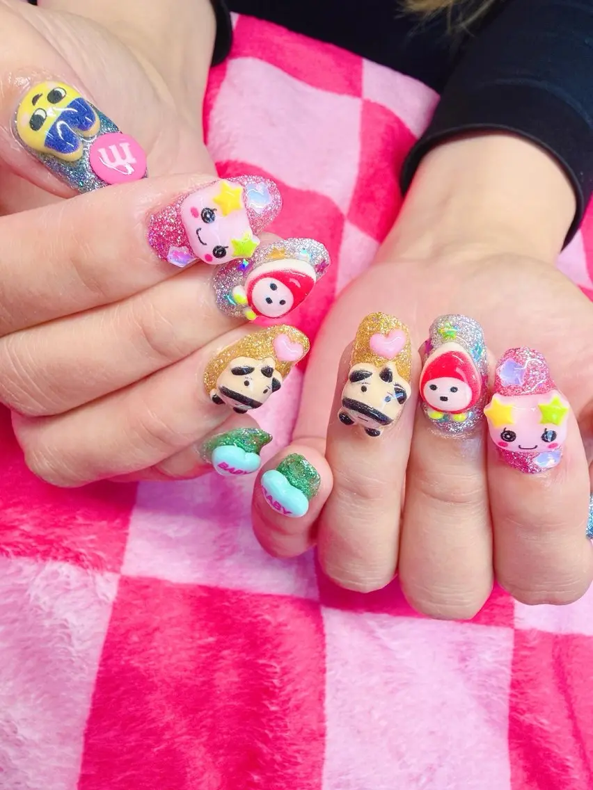 ネイル ハンドネイル MignonReve ♡EIMI🌈のネイルデザイン
