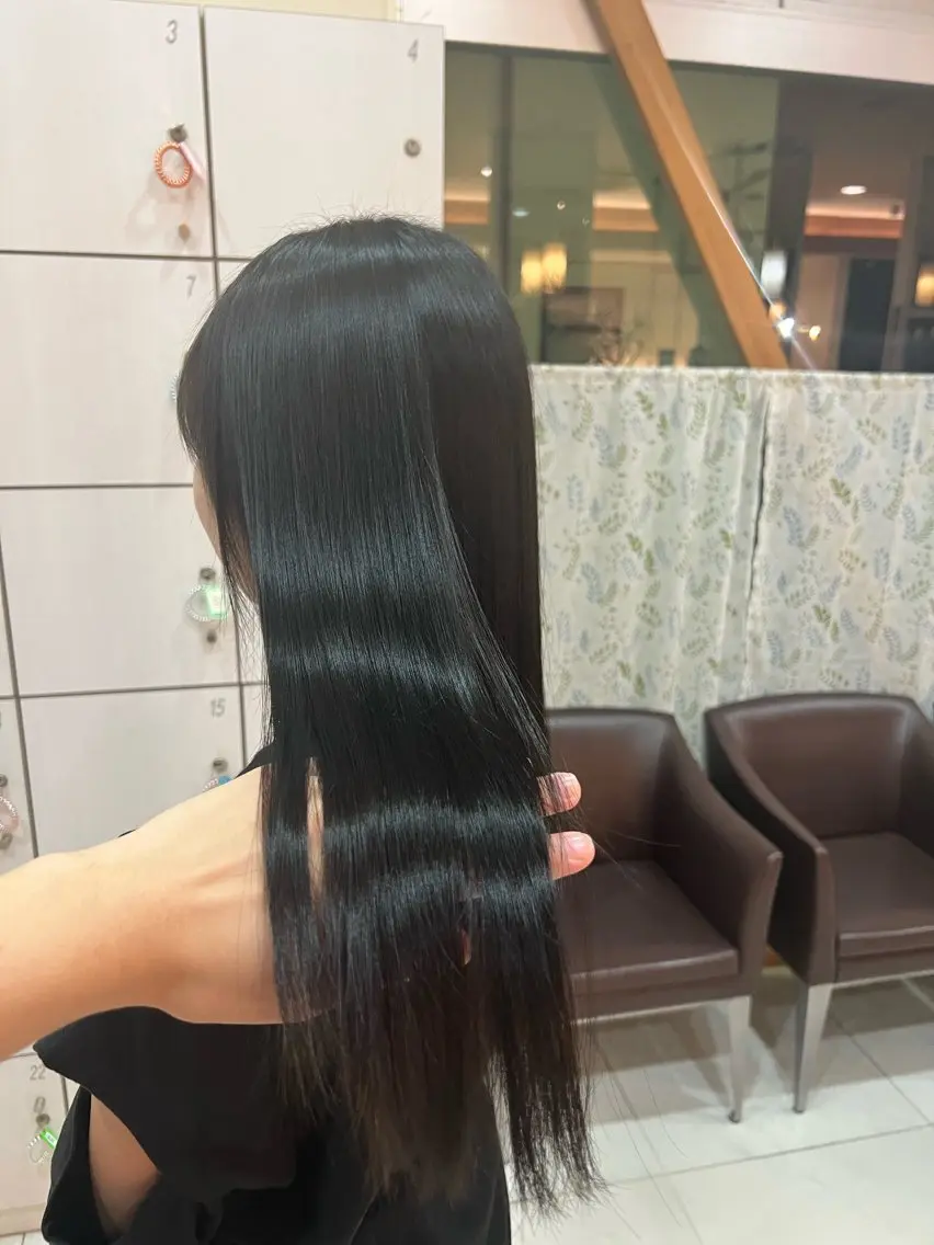 ロング 縮毛矯正 🎈カラーエステ 🎈通事  啓人のヘアスタイル