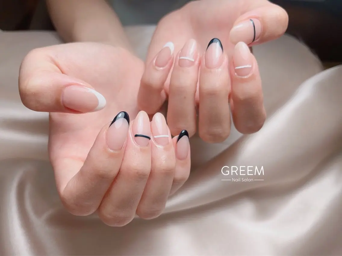 ネイル フラッシュネイル フレンチネイル ジェルネイル マグネットネイル オフィスネイル GREEM グリームのネイルデザイン