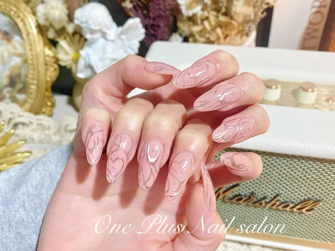 ネイル One Plus Nail Salonのネイルデザイン