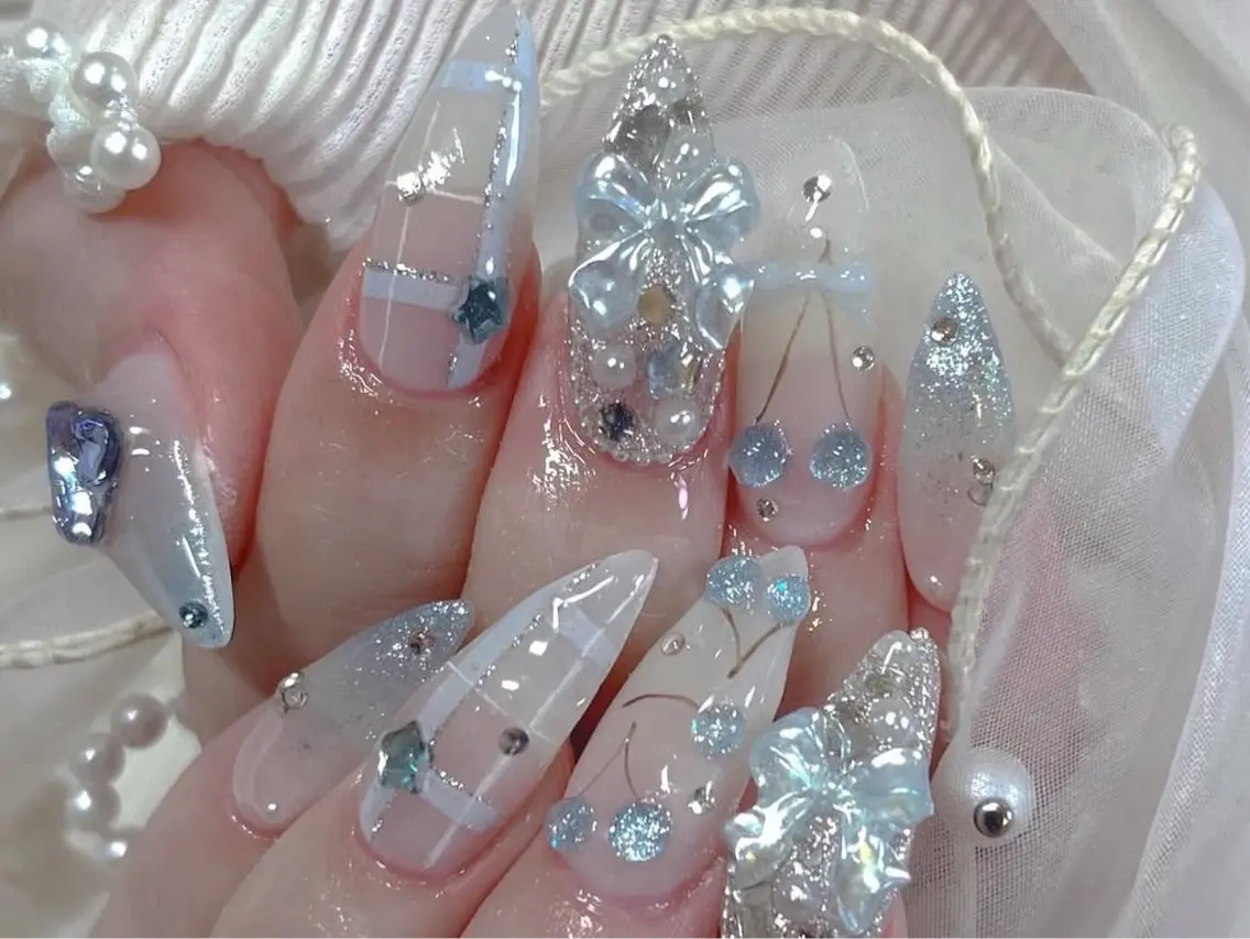 ネイル オーロラネイル チークネイル フットネイル フレンチネイル ジェルネイル ハンドネイル ハンドケア NEW NAIL💞 yukiのネイルデザイン