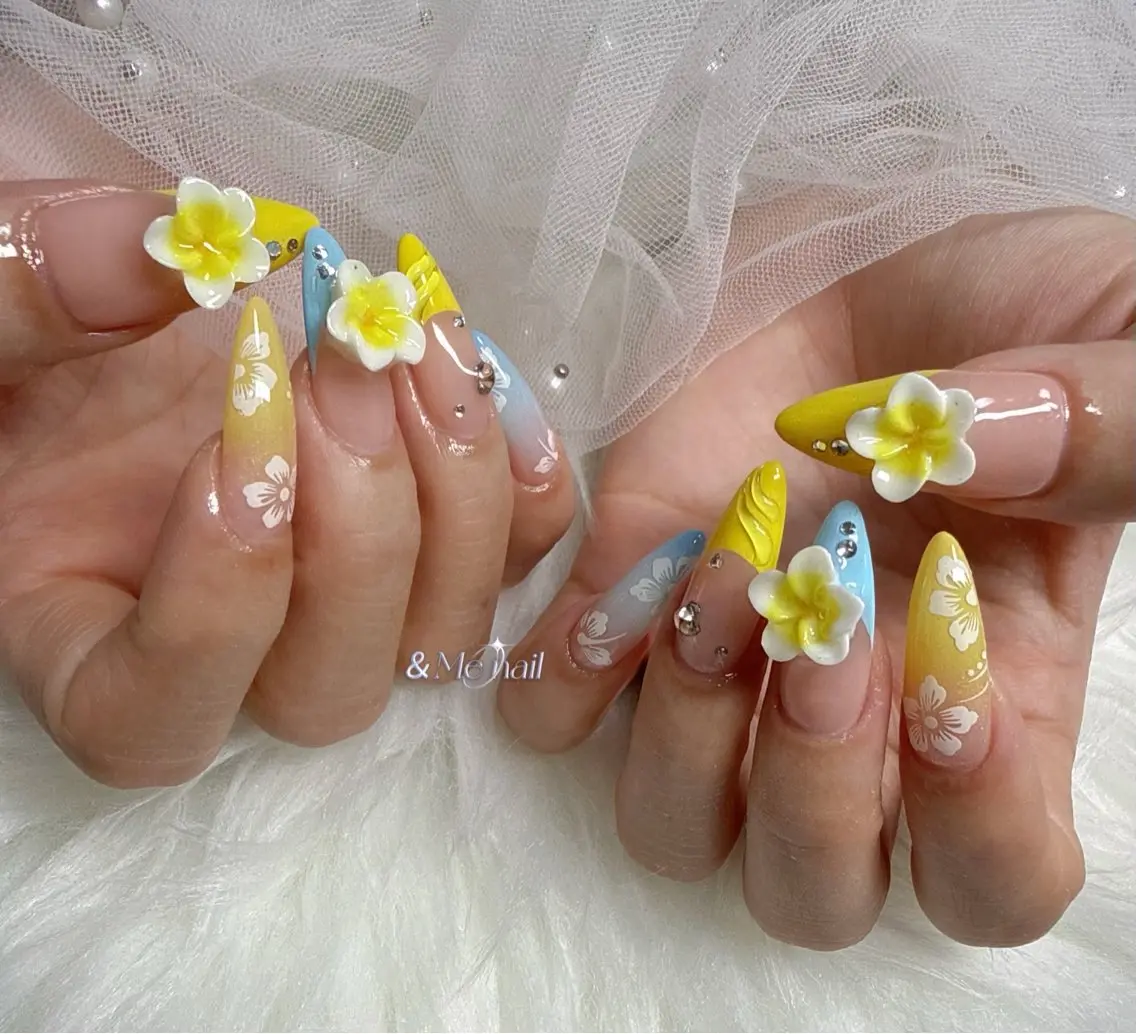 ネイル ハンドネイル &ME タカのネイルデザイン