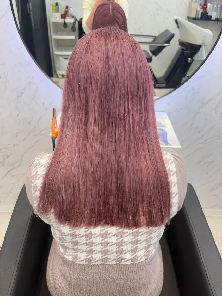 ロング カラー ベージュカラー ピンクカラー ピンクベージュ ヘアカラー 韓国ヘア🎀 /♡𝓝𝓸𝓪♡のヘアスタイル