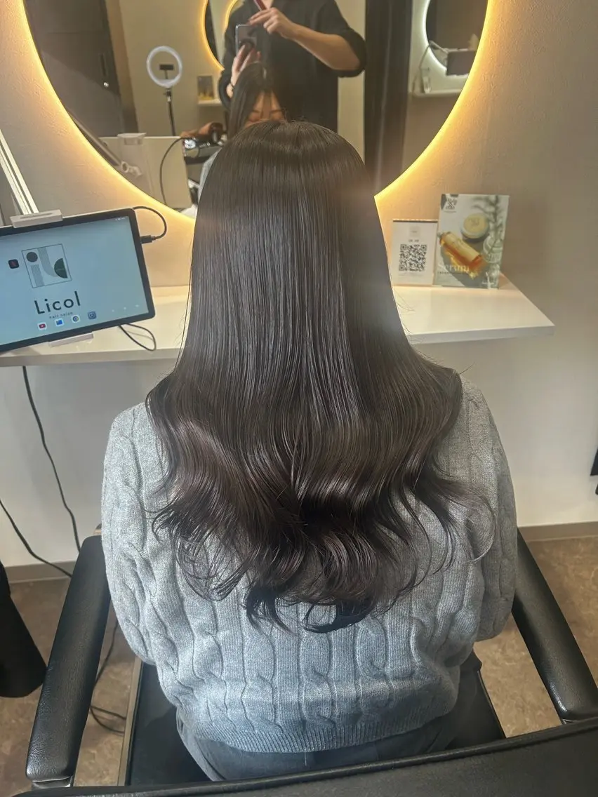ミディアム ヘアカラー 5月期間限定 今だけクーポンありのヘアスタイル
