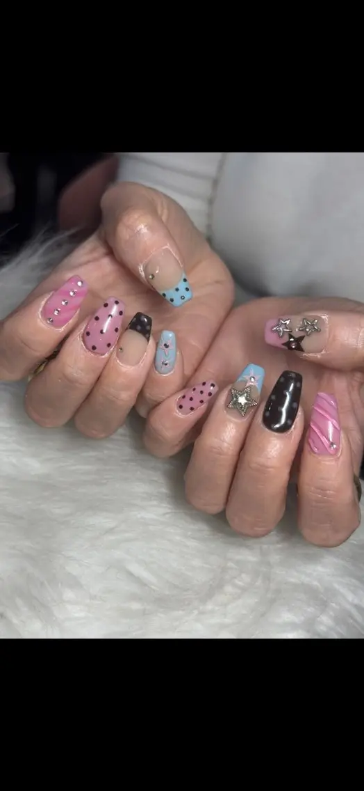 ネイル LAVISH nail salonのネイルデザイン