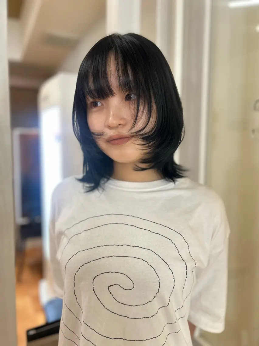 ショート ボブレイヤー ボブ デザインカット 顔周りカット ハッシュカット カット ヘアカラー トリートメント 🎀透明感/レイヤ ー/Kotona🎀のヘアスタイル