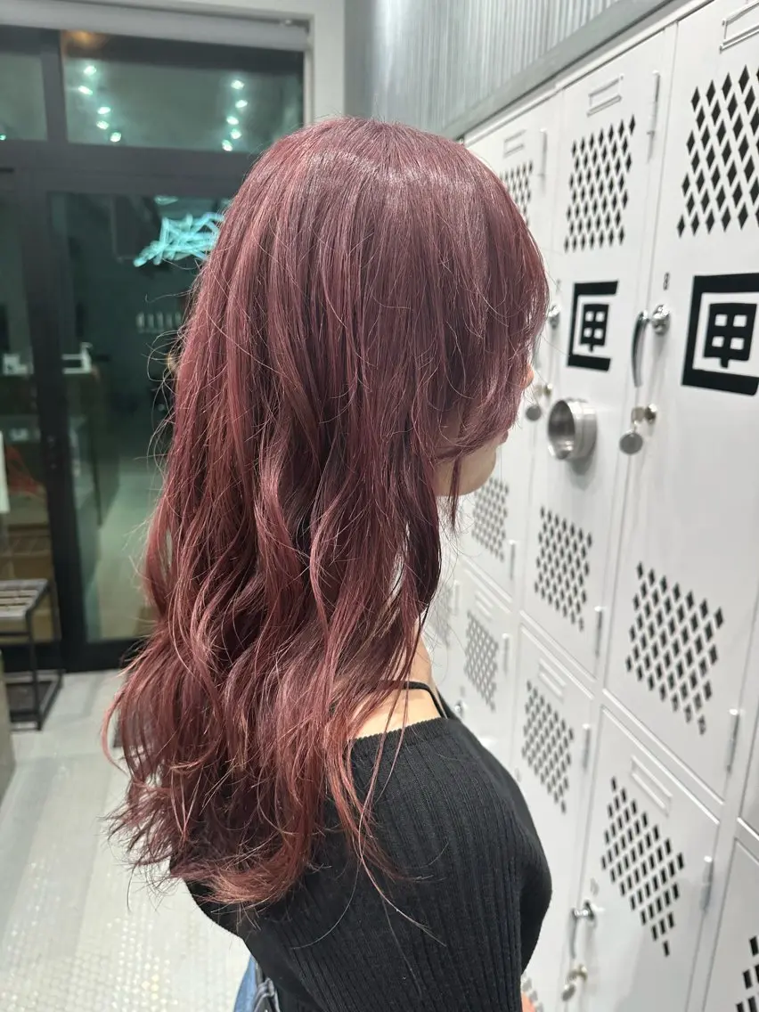 ロング カラー ブリーチ カシス ピンクカラー 当日予約⭕️ 太田のヘアスタイル
