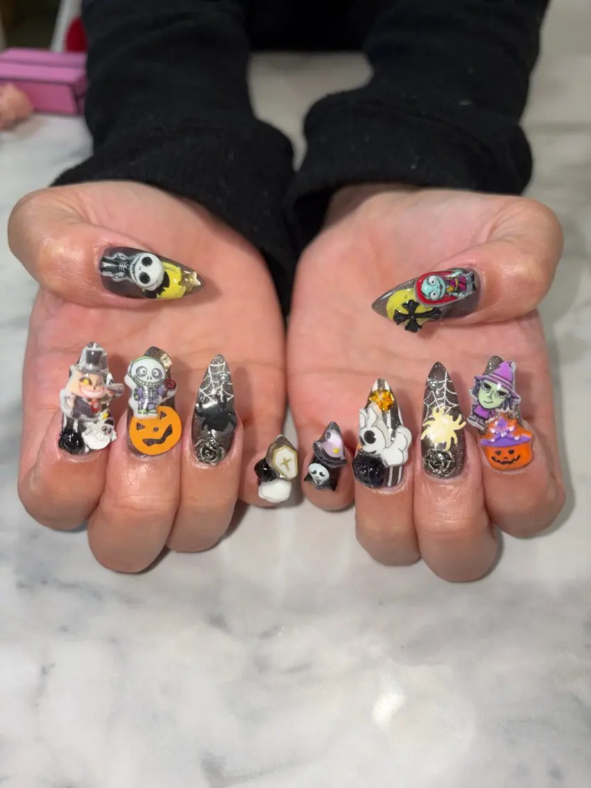 ネイル 持ち込み ハンドネイル nailroom sb𓈒𓂂𓏸のネイルデザイン
