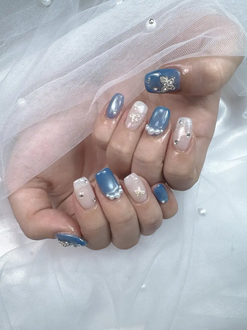 ネイル アートネイル チークネイル ドット フットネイル フレンチネイル ハンドネイル Queeens nailのネイルデザイン