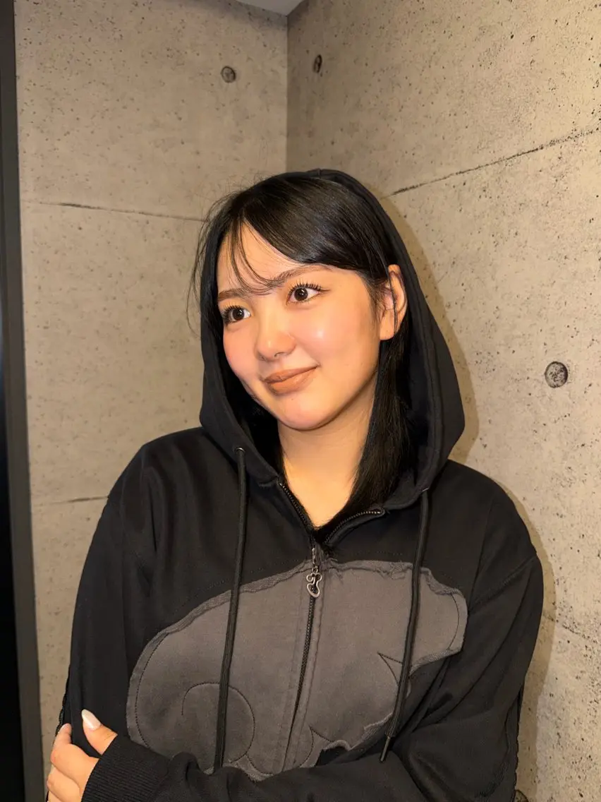 アイブロウ n3m momokaのネイルデザイン