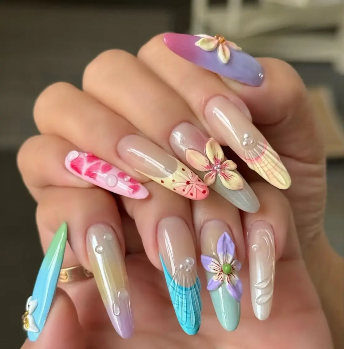 ネイル アートネイル グラデーション ロングネイル B·U Nail大宮 長さだし専門店のネイルデザイン