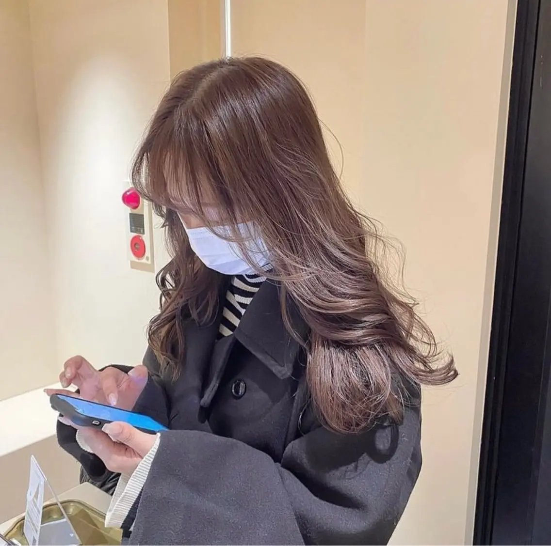 セミロング カラー ベージュカラー ブラウンカラー ブラウンベージュ 透明感カラー ayumi / 上品に盛れるhairのヘアスタイル