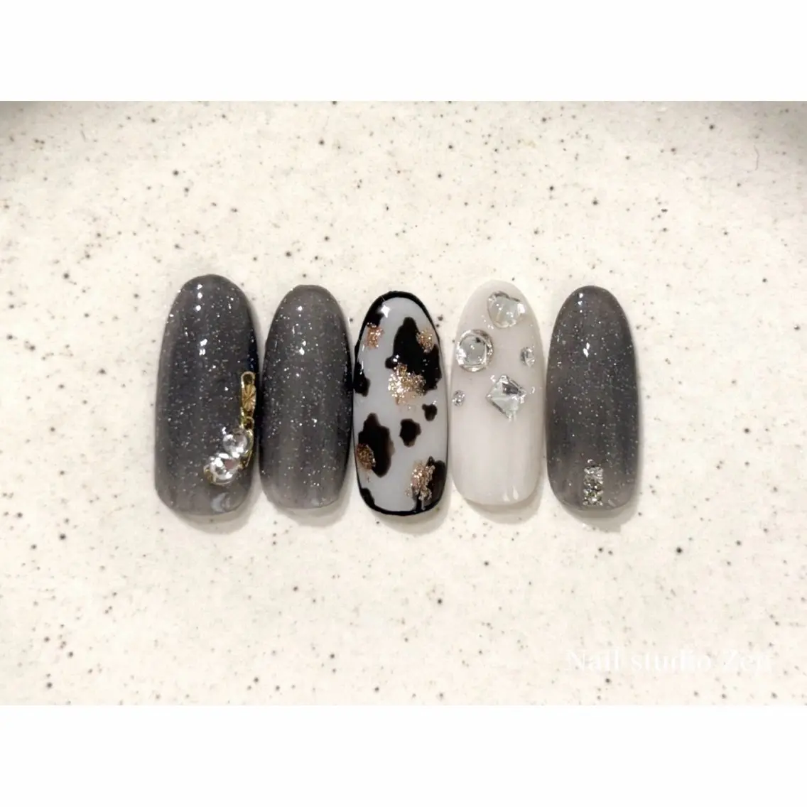 ネイル ハンドネイル NailStudio Zen🦇akaneのネイルデザイン