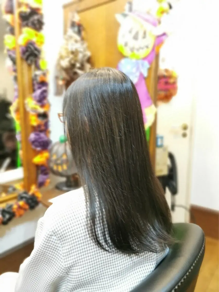 ロング 上間 洋子のヘアスタイル