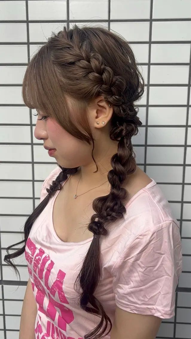 ヘアアレンジ ヘアセット ブリーチ透明感カラー /レイヤー👗しずかのヘアスタイル