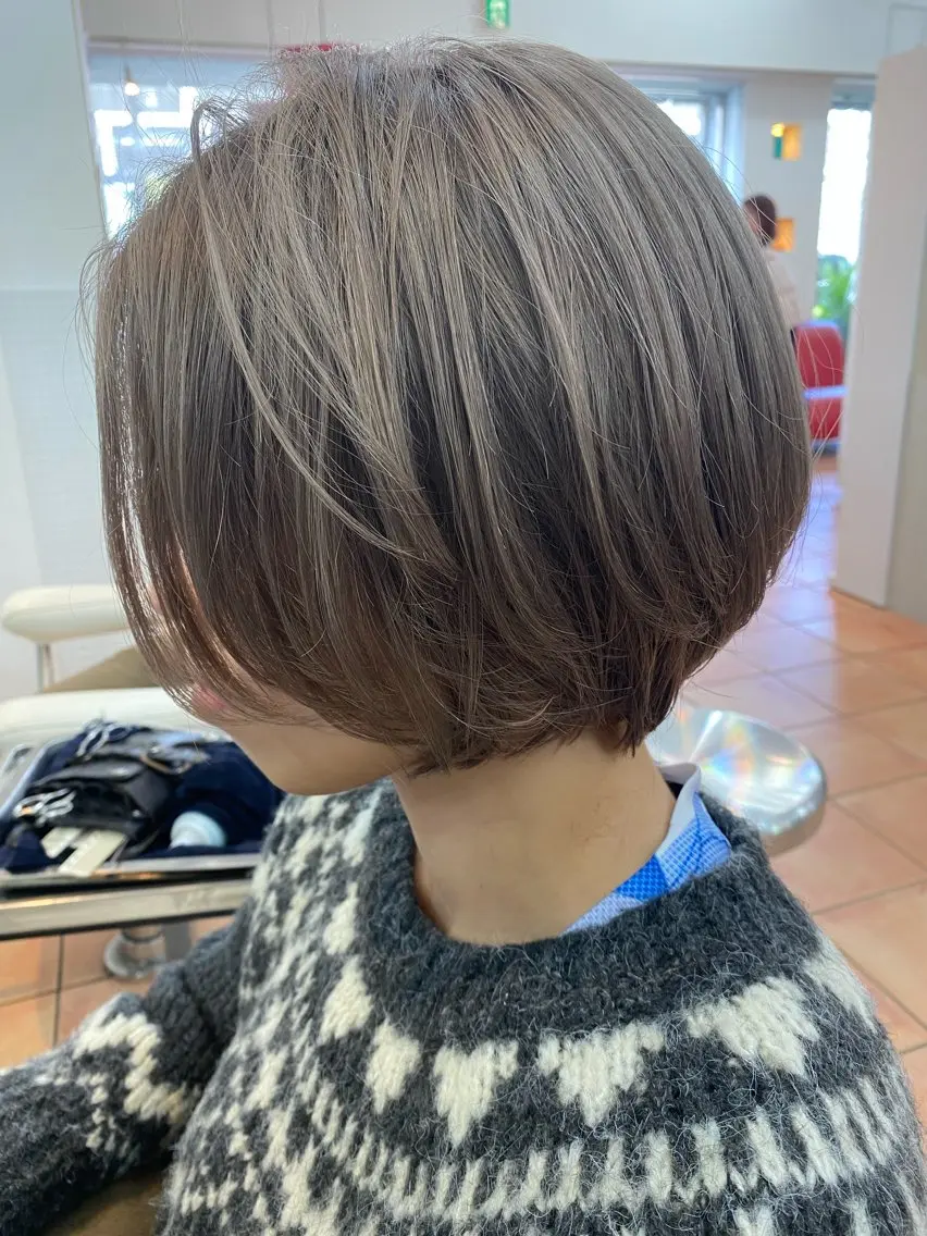 ショート ヘアカラー カラー特化 横川　翔希のヘアスタイル