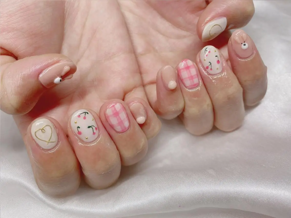 ネイル BLITZ Nail 岩田💅🏻✨のネイルデザイン