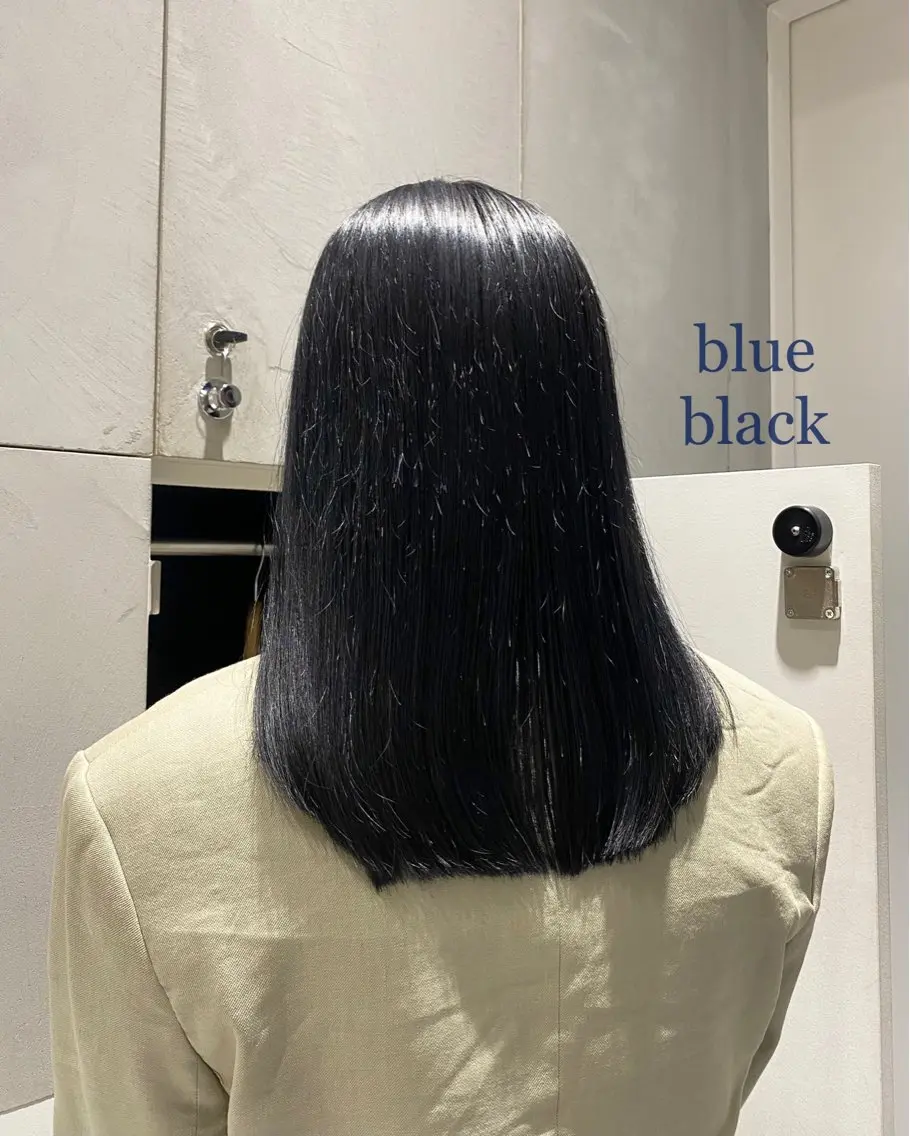セミロング ヘアカラー 艶感/ナチュラル 🩵amiのヘアスタイル