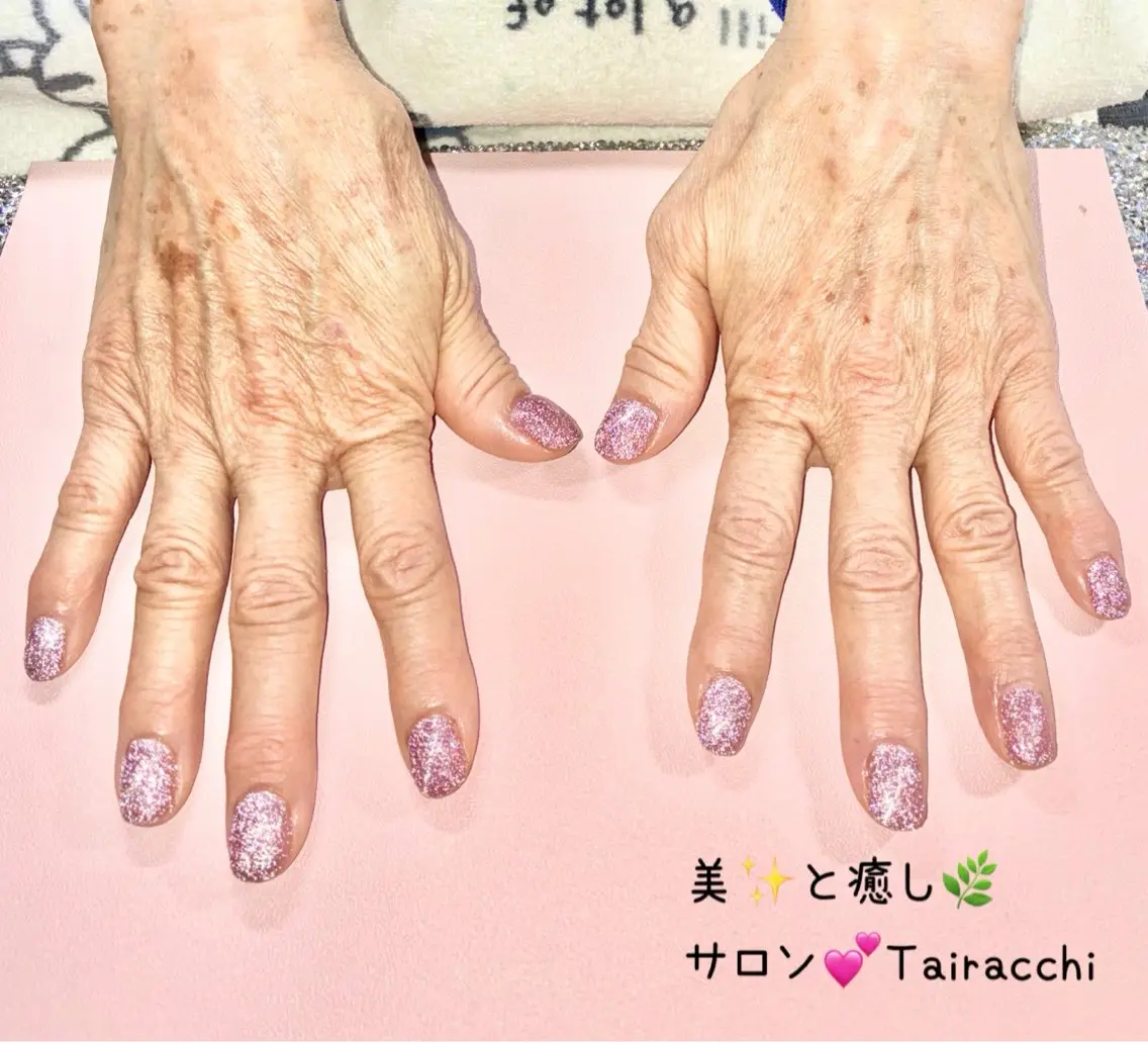ネイル フラッシュネイル ジェルネイル キラキラネイル マグネットネイル ピンク ハンドネイル Tairacchi タイラッチのエステ・リラクイメージ