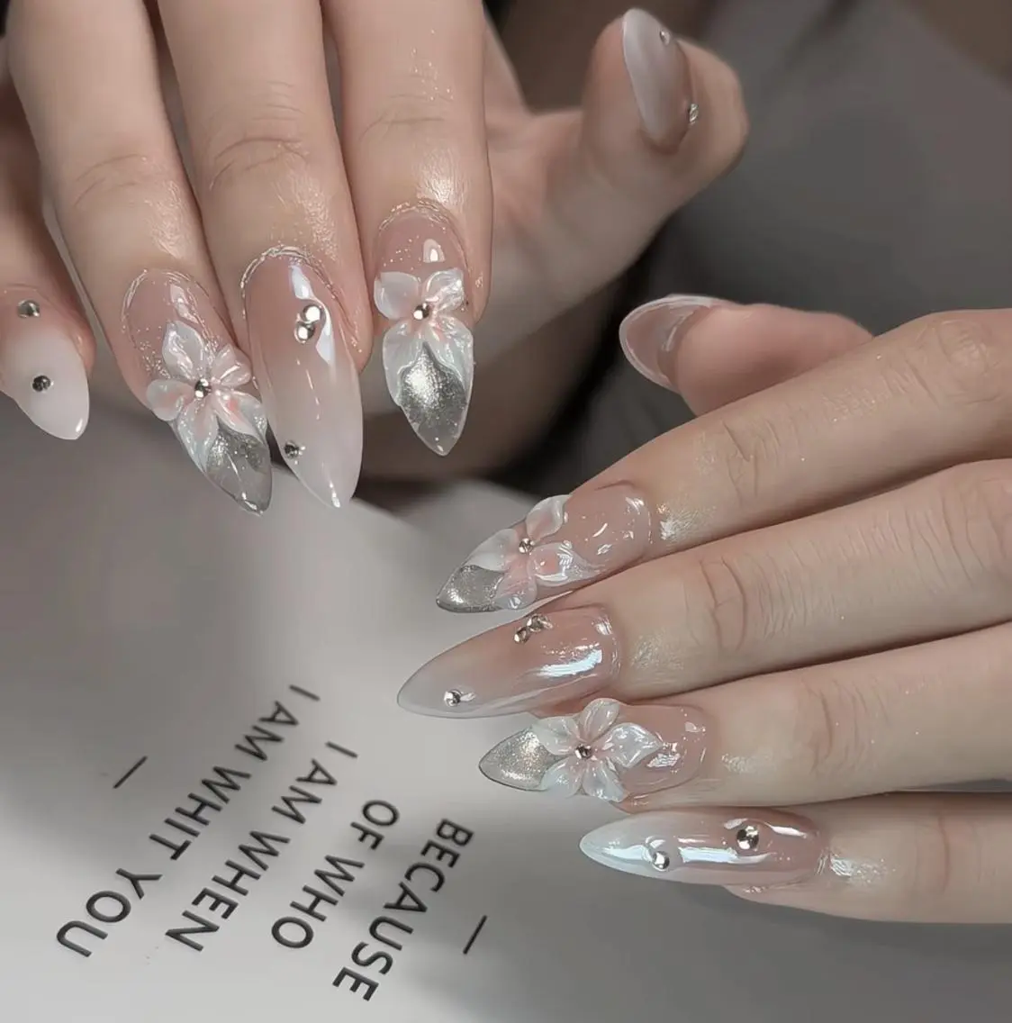 ネイル オーロラネイル チークネイル フットネイル ジェルネイル 韓国ネイル neco H.babynailのネイルデザイン