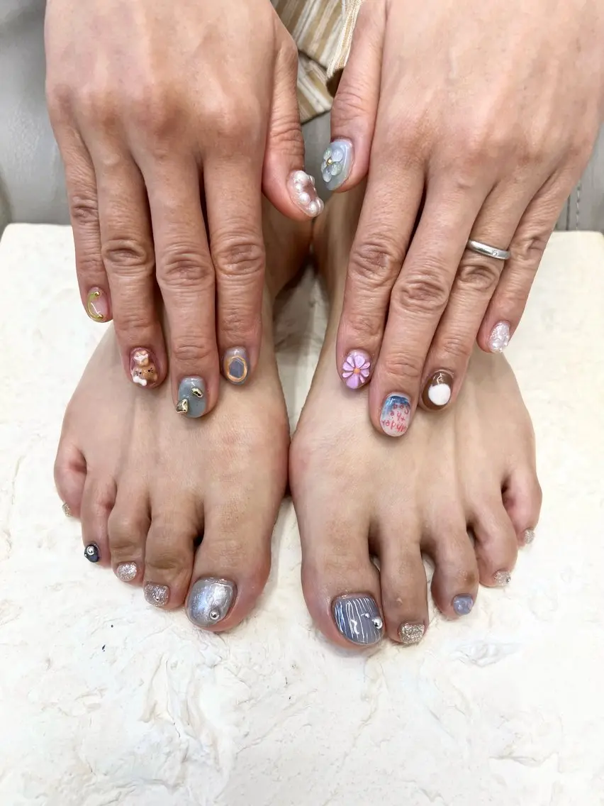 ネイル フットネイル ジェルネイル マグネットネイル ニュアンスネイル パラジェル ハンドネイル ハンドケア Bana_ Nailのネイルデザイン