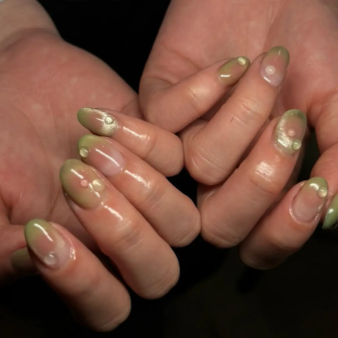 ネイル アートネイル ニュアンスネイル 春ネイル 🦋hana / nail / AOのネイルデザイン