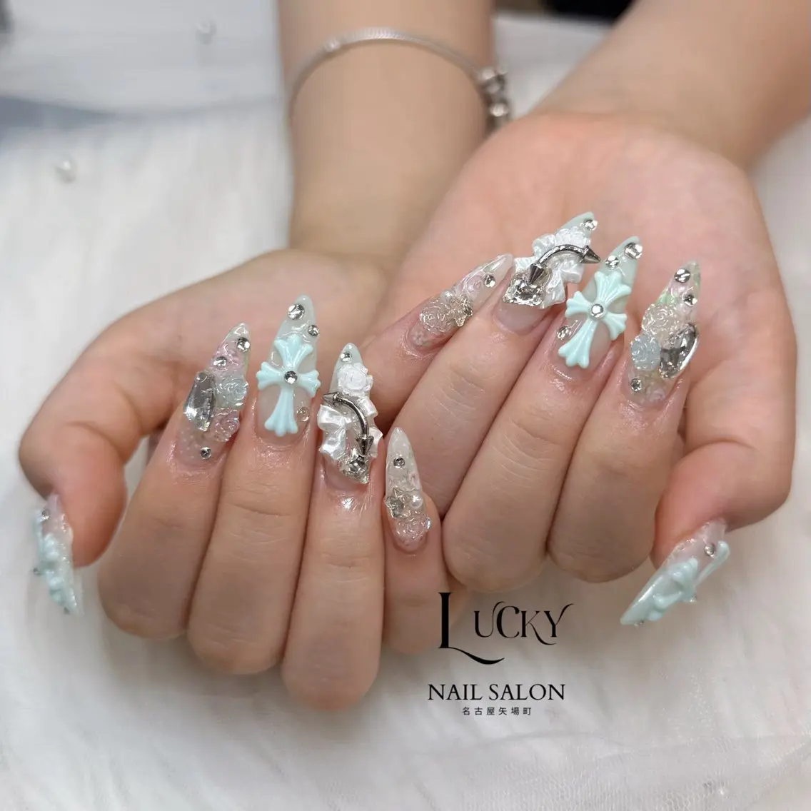ネイル ハンドネイル Lucky Nail Salonのネイルデザイン