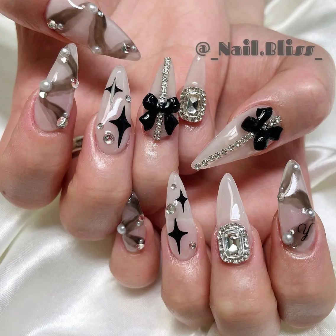 ネイル 持ち込み リボン ハンドネイル NAIL BLISSのネイルデザイン