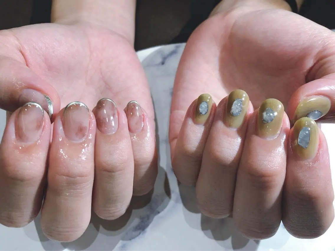 ショート カラー キッズ ネイル マツエク・マツパ illum hicariのネイルデザイン