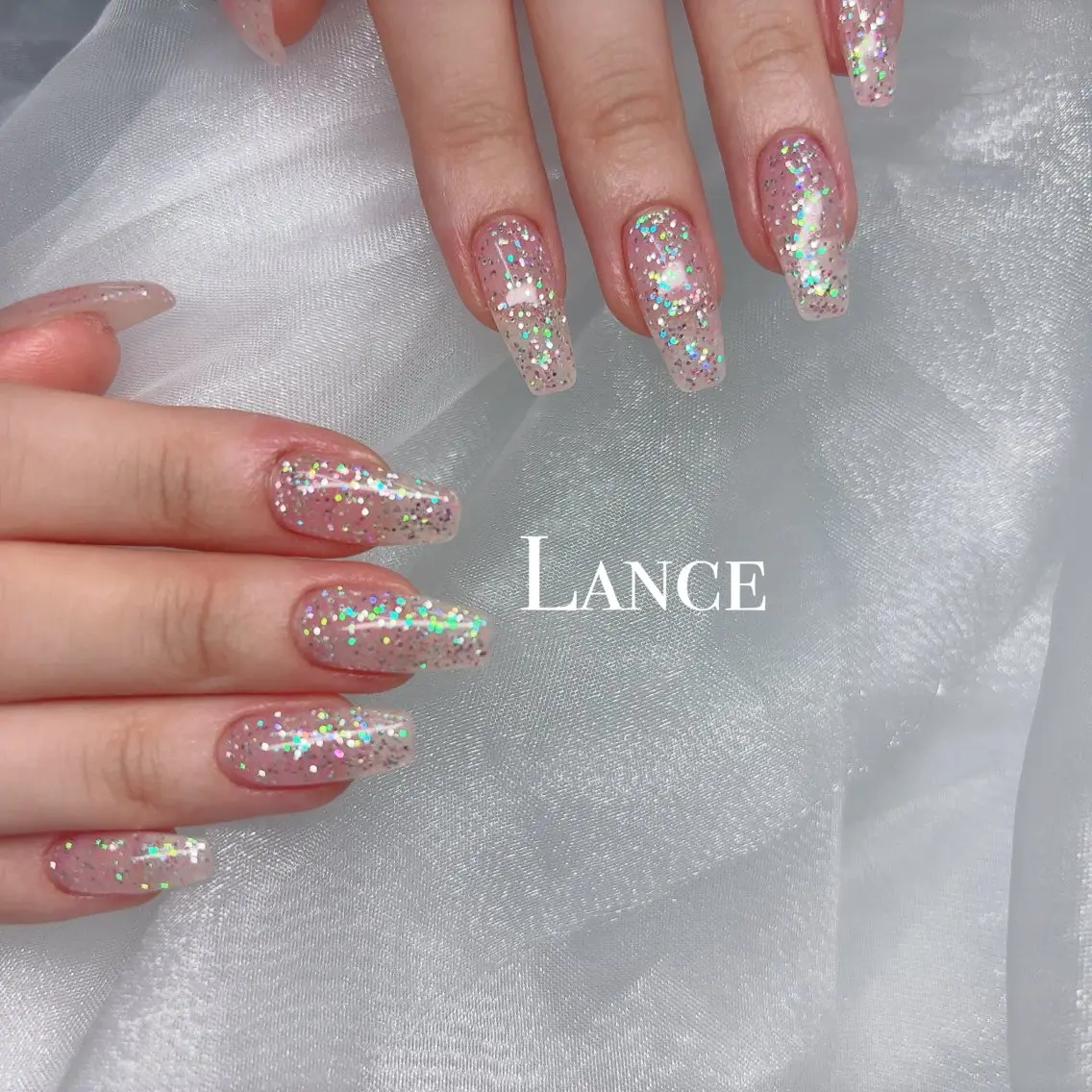 ネイル オーロラネイル フットネイル 氷ネイル・うるうるネイル キラキラネイル 韓国ネイル ハンドネイル Lance nailのネイルデザイン