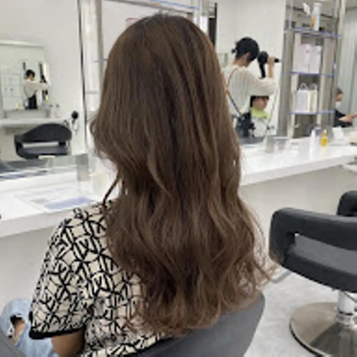 カラー 🪞【公式】表参道 🪞knot🪞のヘアスタイル
