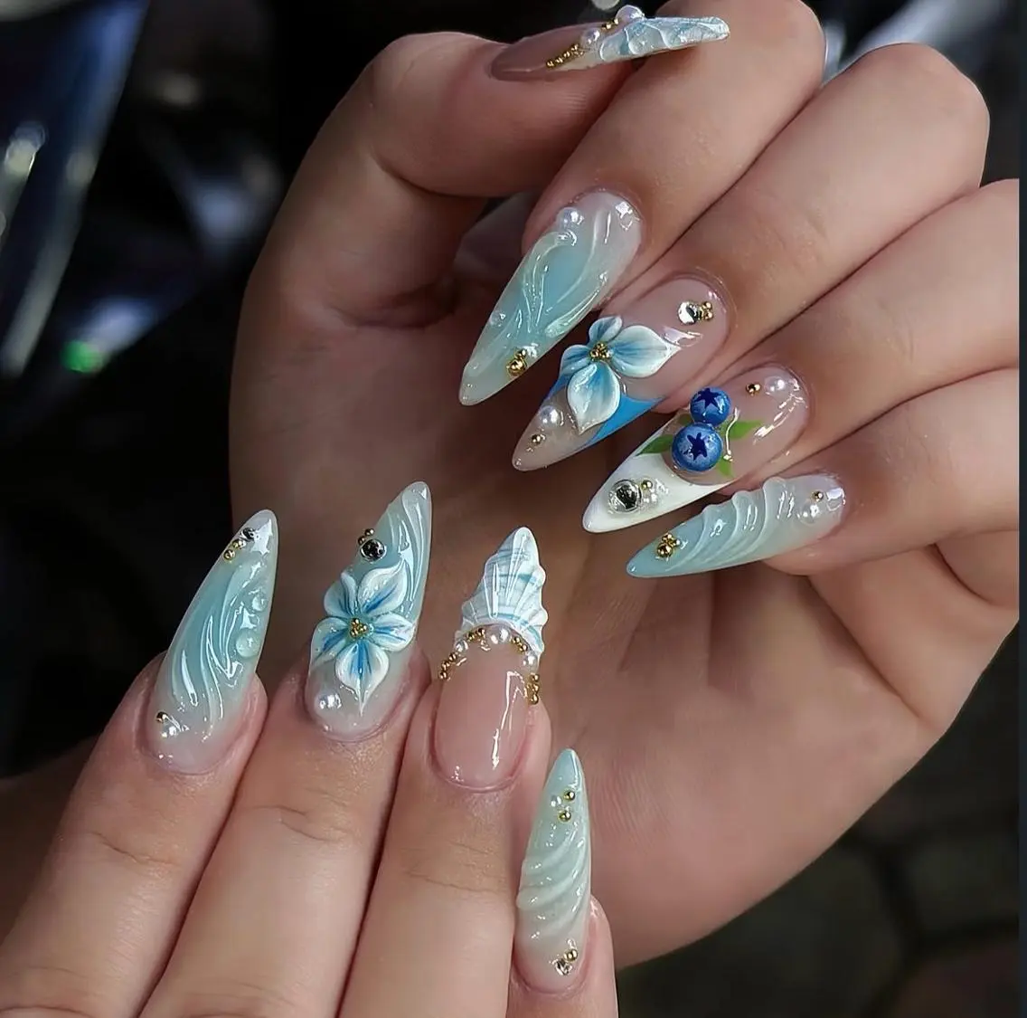 ネイル Genie Mika Nailsのネイルデザイン