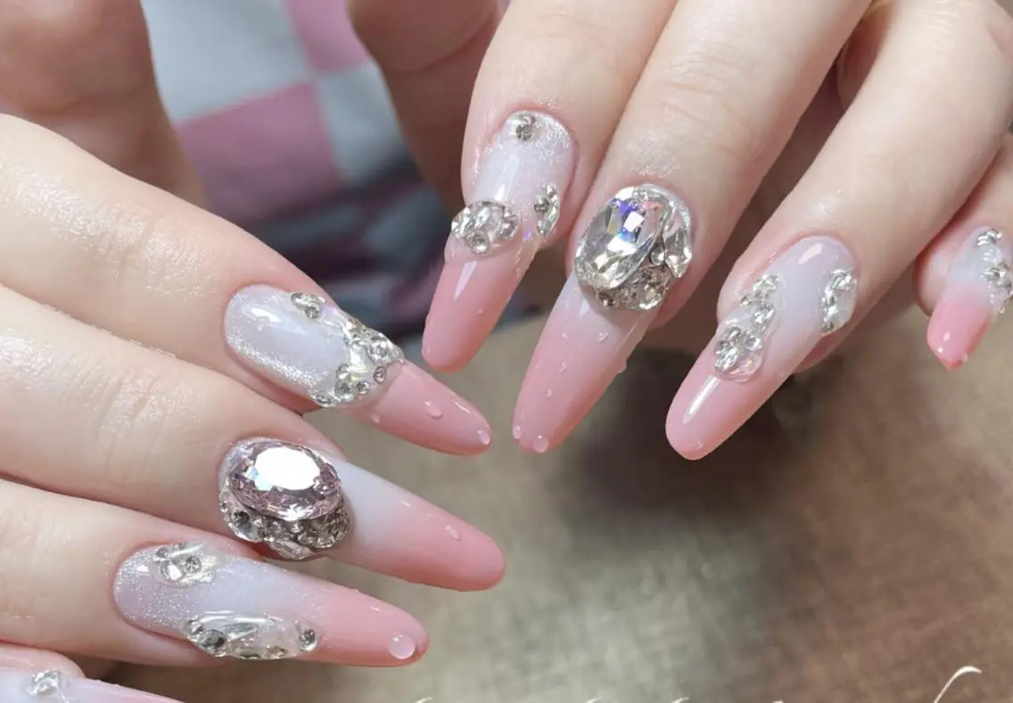 ネイル ハンドネイル 🎀 Ayaka_nailのネイルデザイン