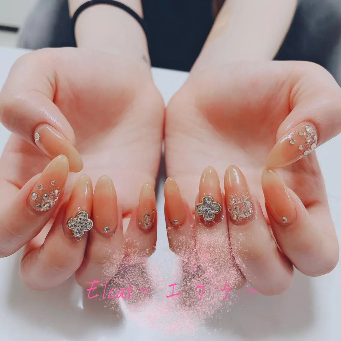 ネイル ネイルサロン エクラ 🌹【スカルプ専門】のネイルデザイン