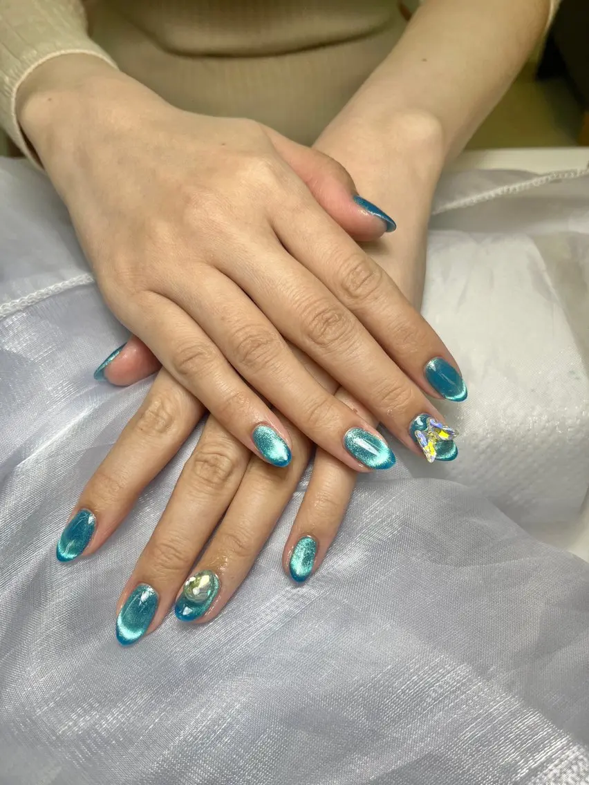 ネイル ハンドネイル ongles chicのネイルデザイン